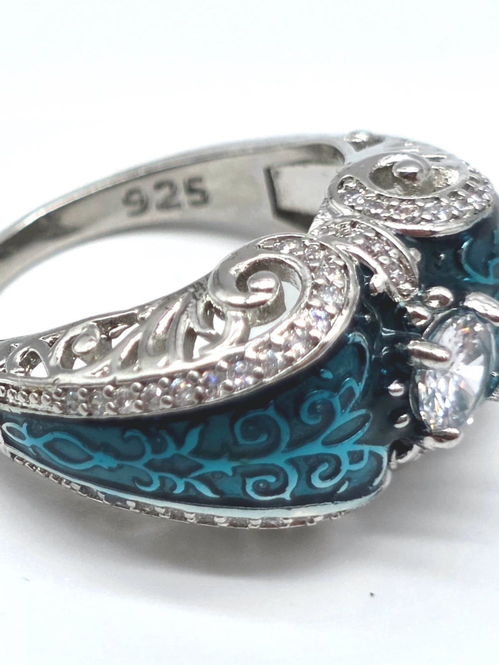 Silver-Filled Vintage'Style Filigree Zircon Ring Size 7